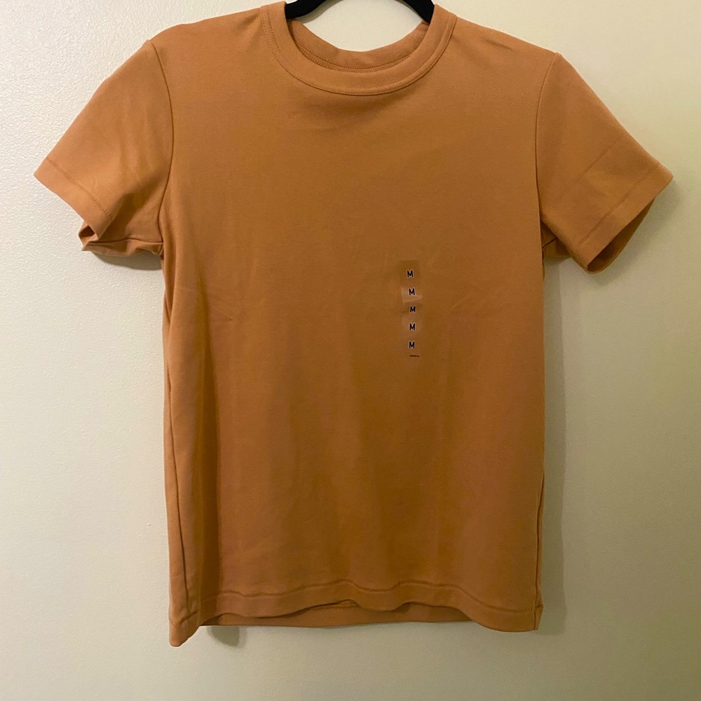 NWT UNIQLO Orange T-Shirt🍊